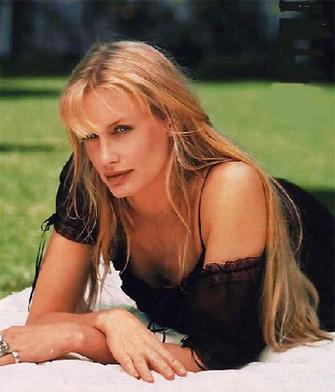 ann talledo recommends daryl hannah feet pic