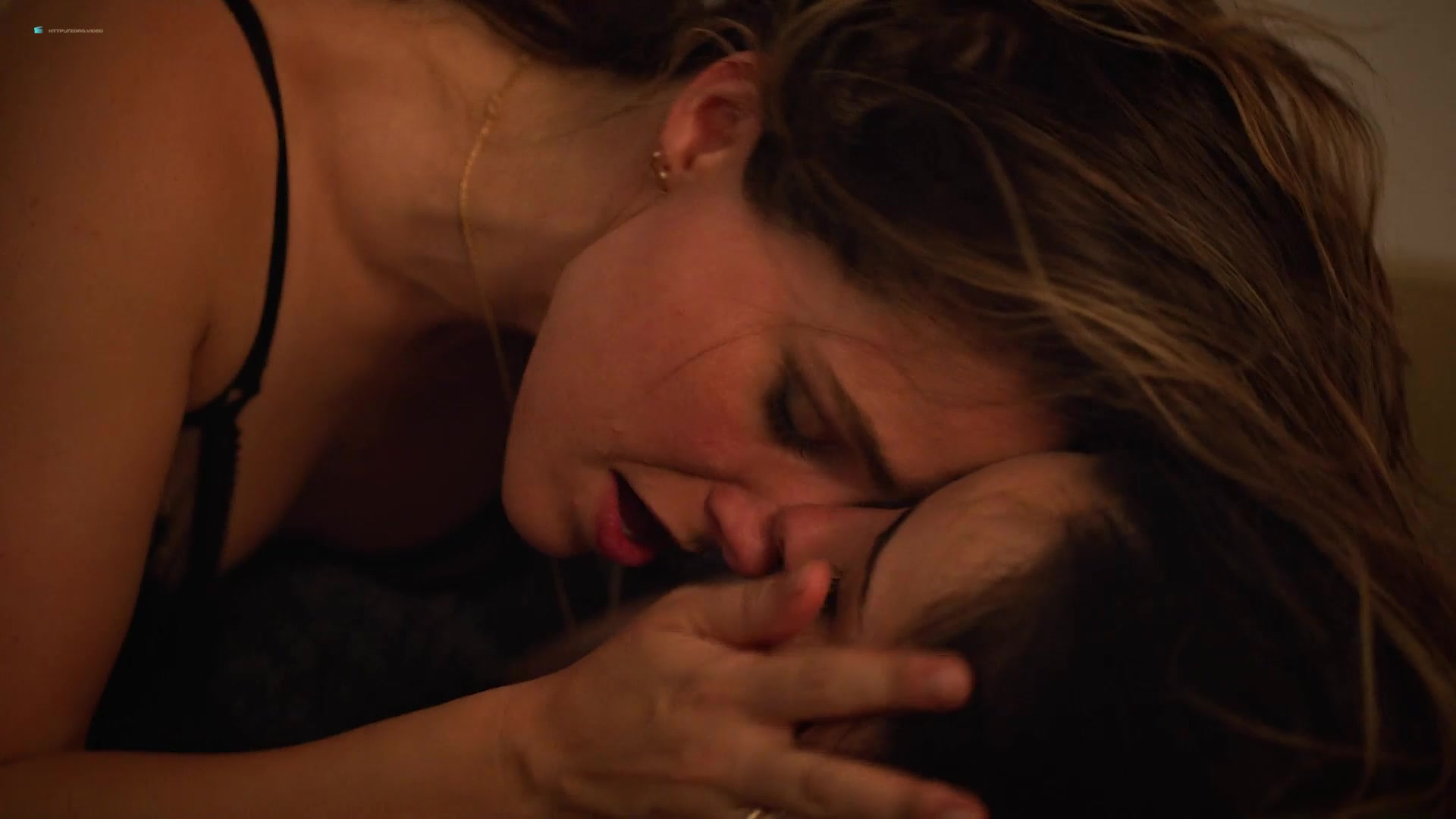 Jacqueline Toboni Sophia Bush nyx hentai