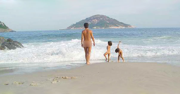 allyson moore recommends Nudists Walking