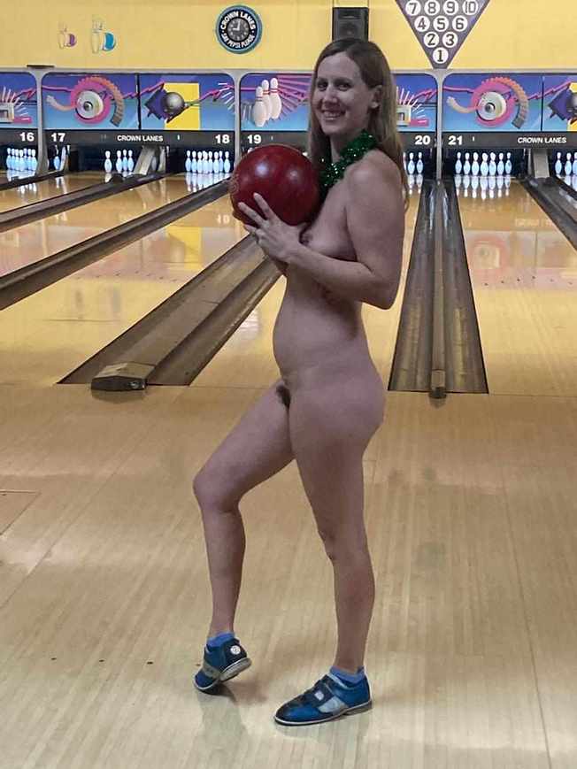 cathy fuller recommends Bowling In The Nude