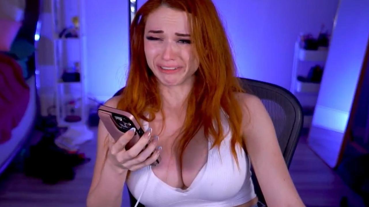 anna m craig recommends amouranth full nude porn pic