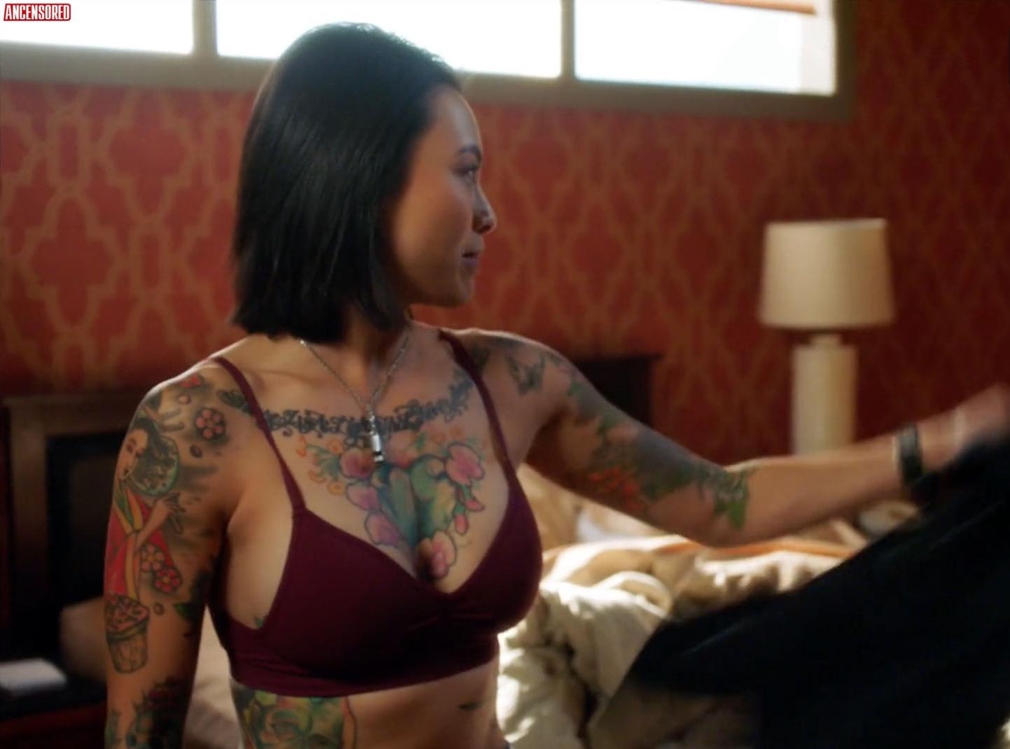 dan harison recommends Levy Tran Naked