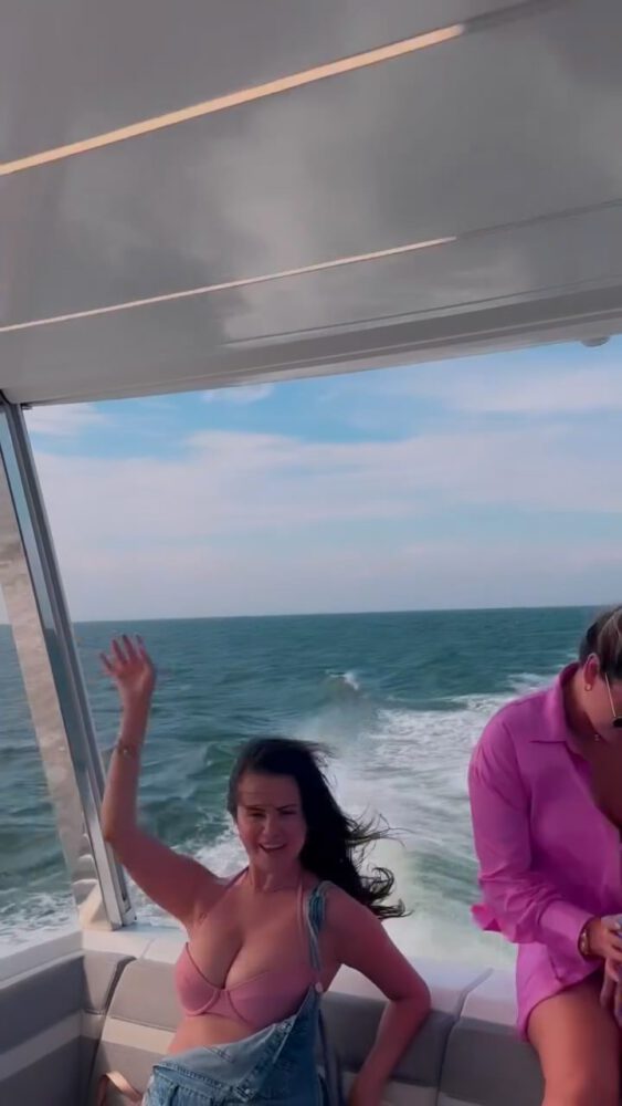 Best of Tits out on boat