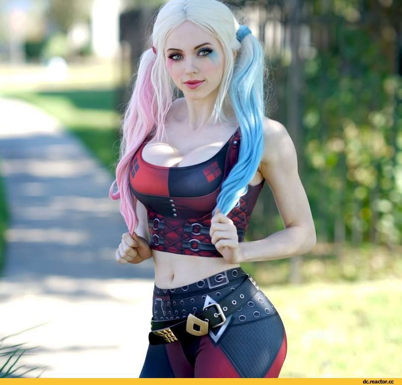 angel gentry recommends amouranth cosplay pic