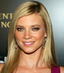 delia barrientos add photo amy smart height