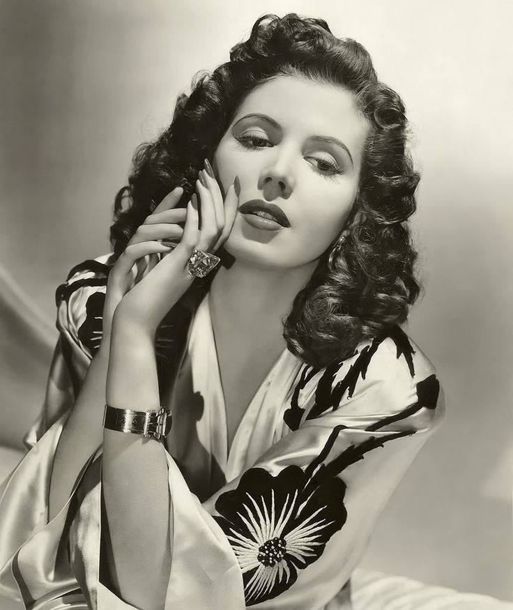 billie proctor add ann miller nude photo