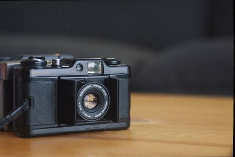 peni camera