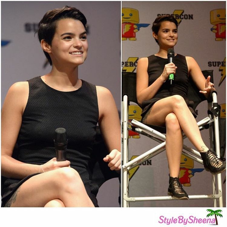 carolyn dezarn recommends brianna hildebrand nude pic