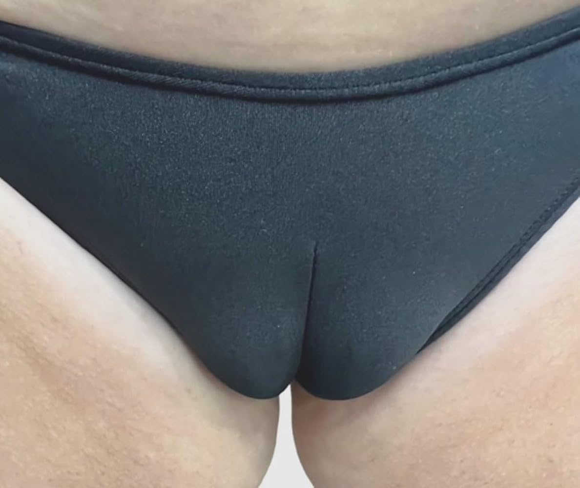 andrian chandra recommends cameltoe black pic