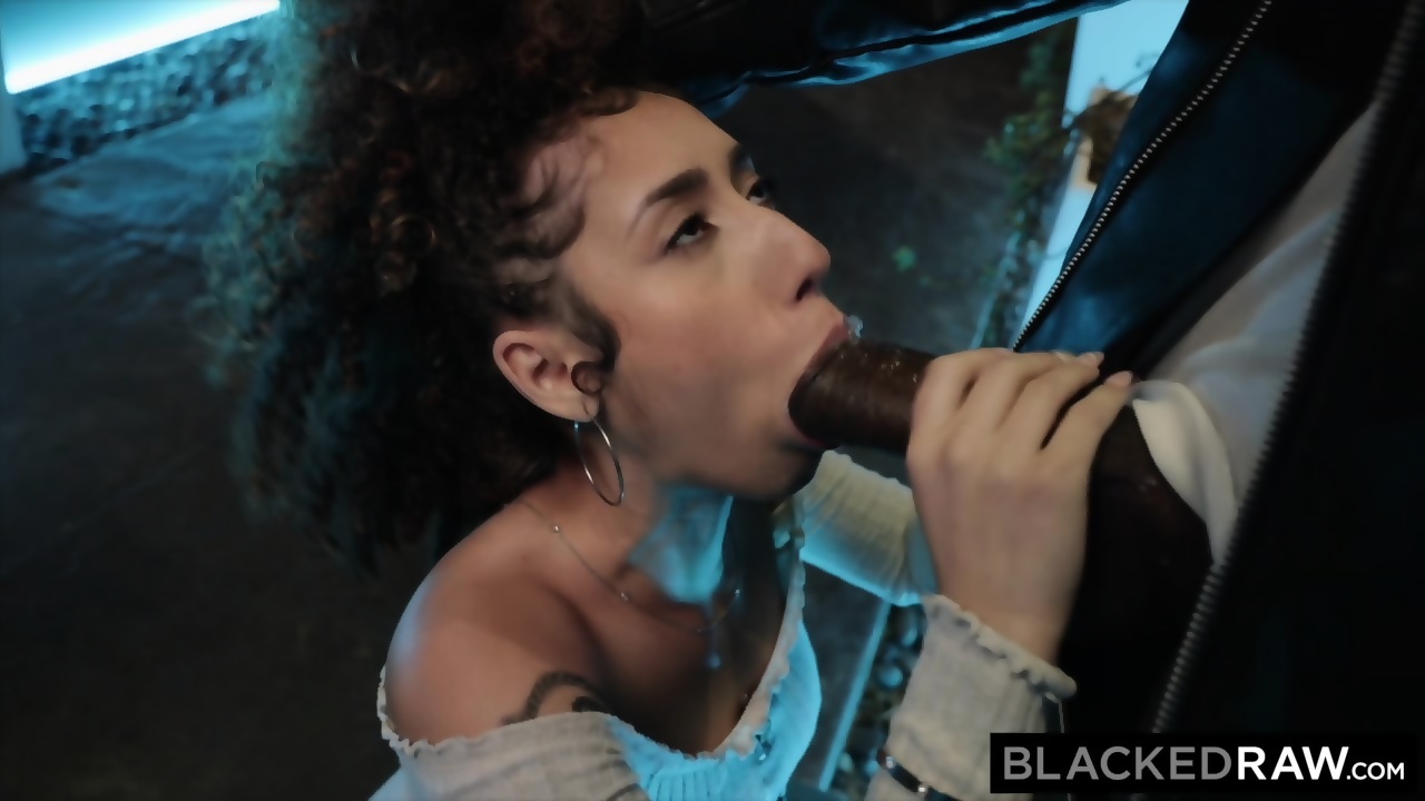 christian beaudet recommends Blackedraw Thirsty Kira Loves Nothing More Than A Bbc