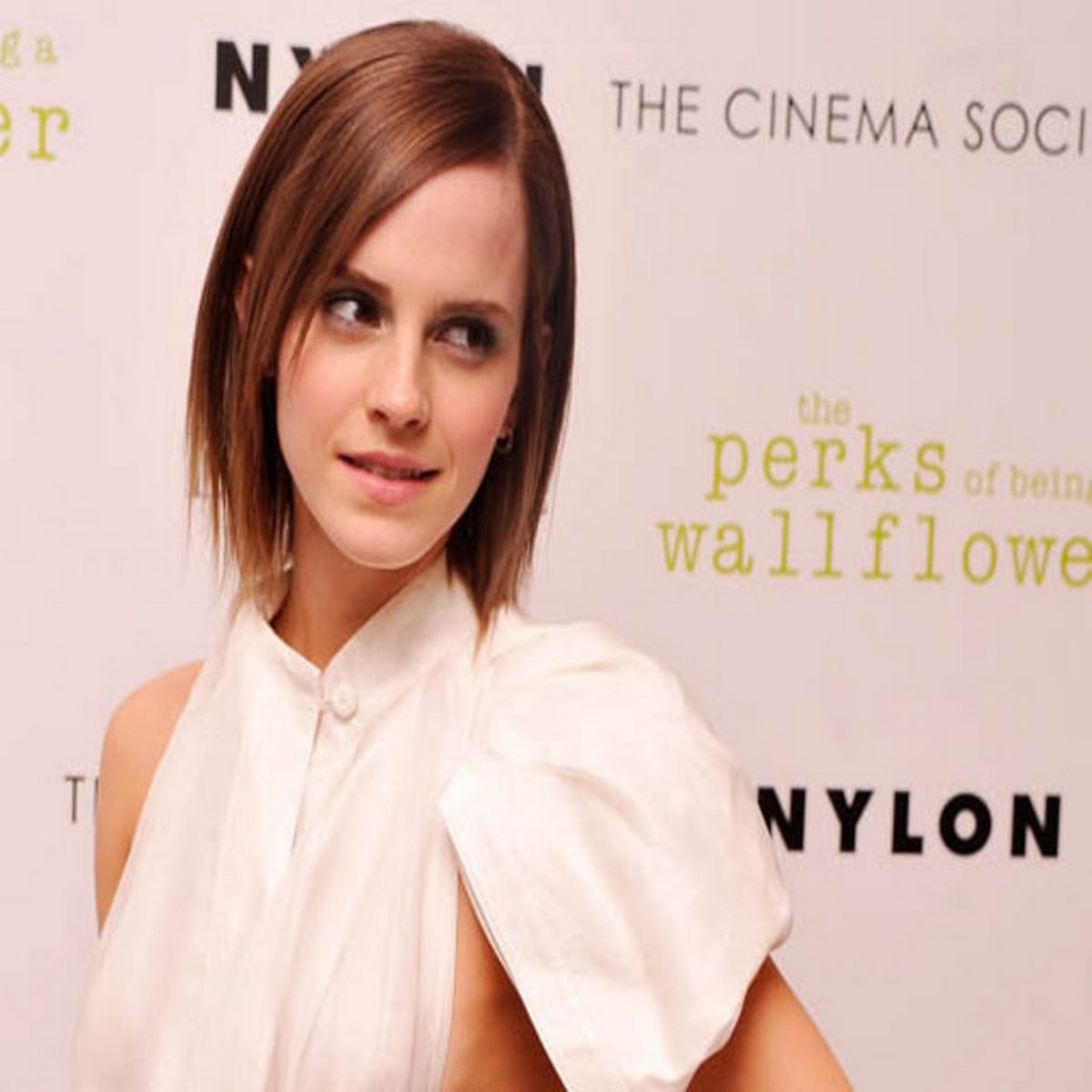 courtney hobert recommends emma watson mastubation pic