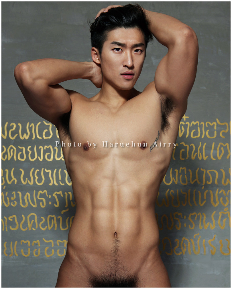 danielle orme recommends korean male model nude pic