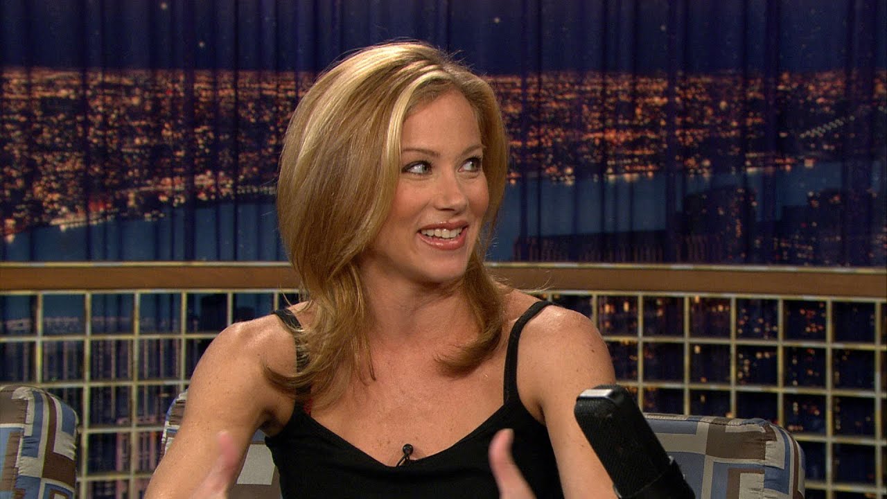 deya chavez recommends naked photos of christina applegate pic