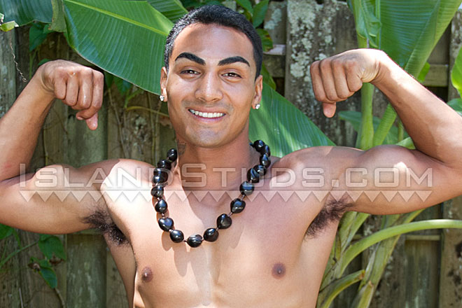 daniel stoykov recommends naked hawaiian men pic