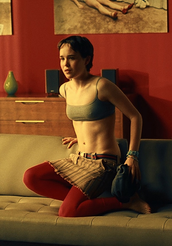 Ellen Page In Bikini icw ubyz