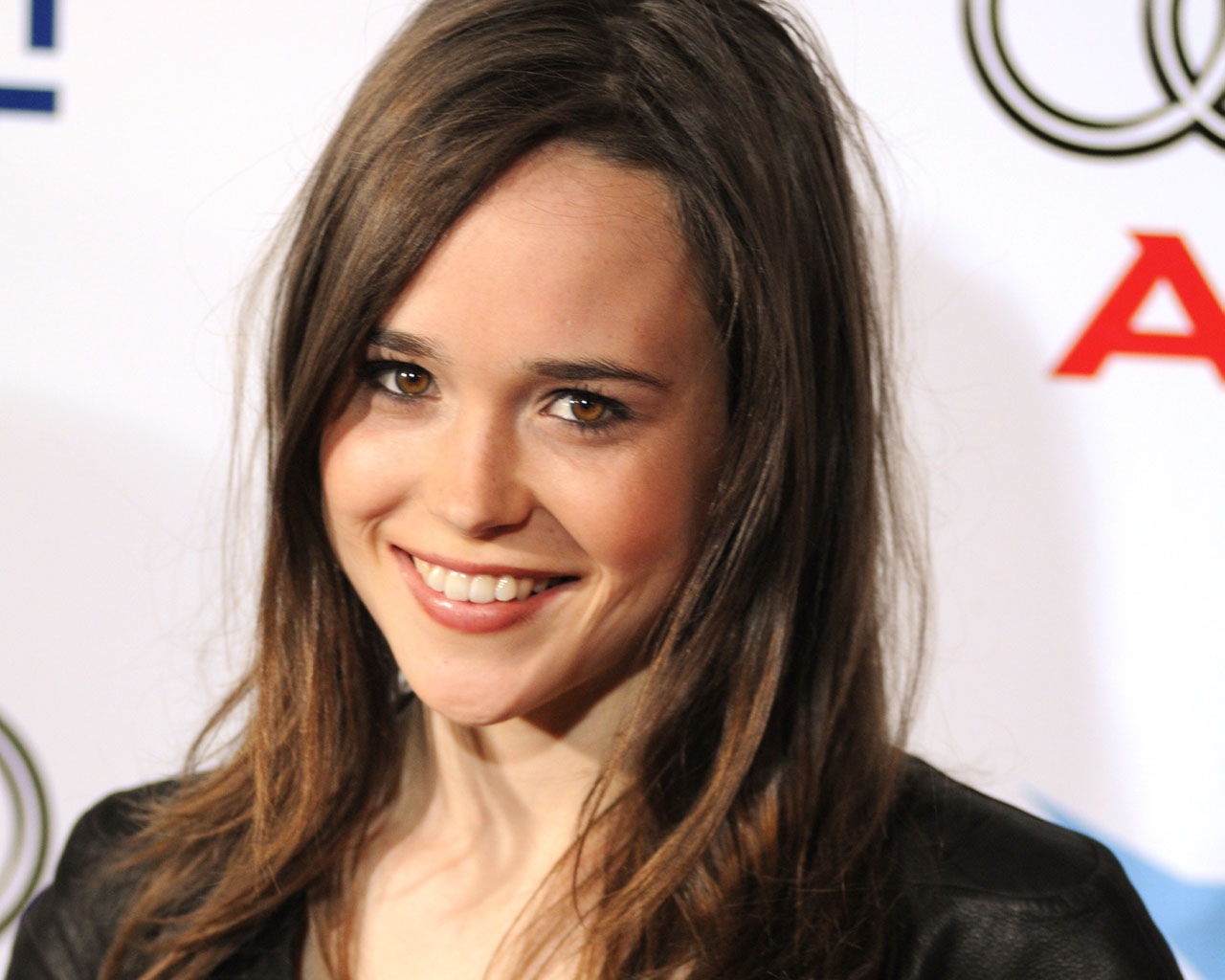 dean barnard recommends ellen page sexy pic