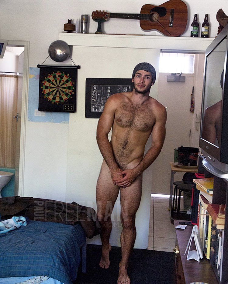 amateur nude men photos