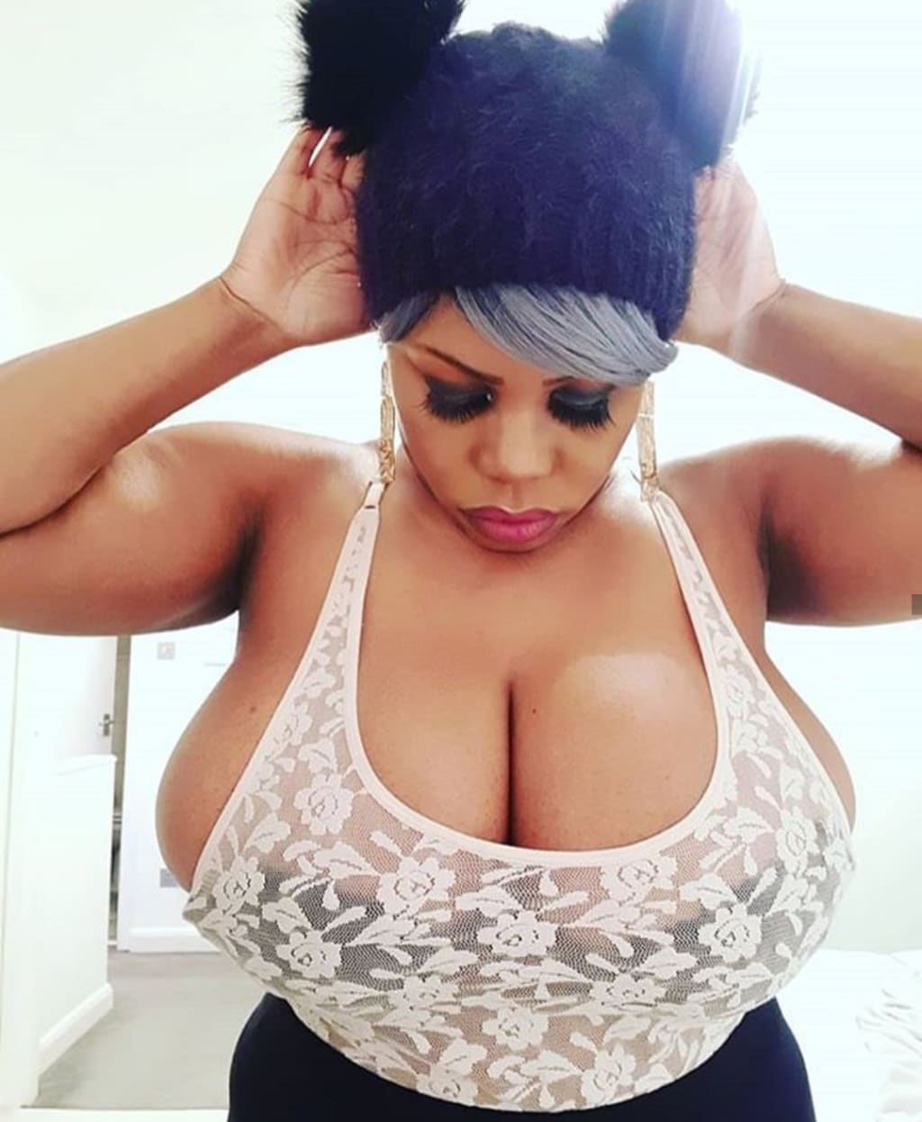 ana maria saldarriaga share images of big black tits photos