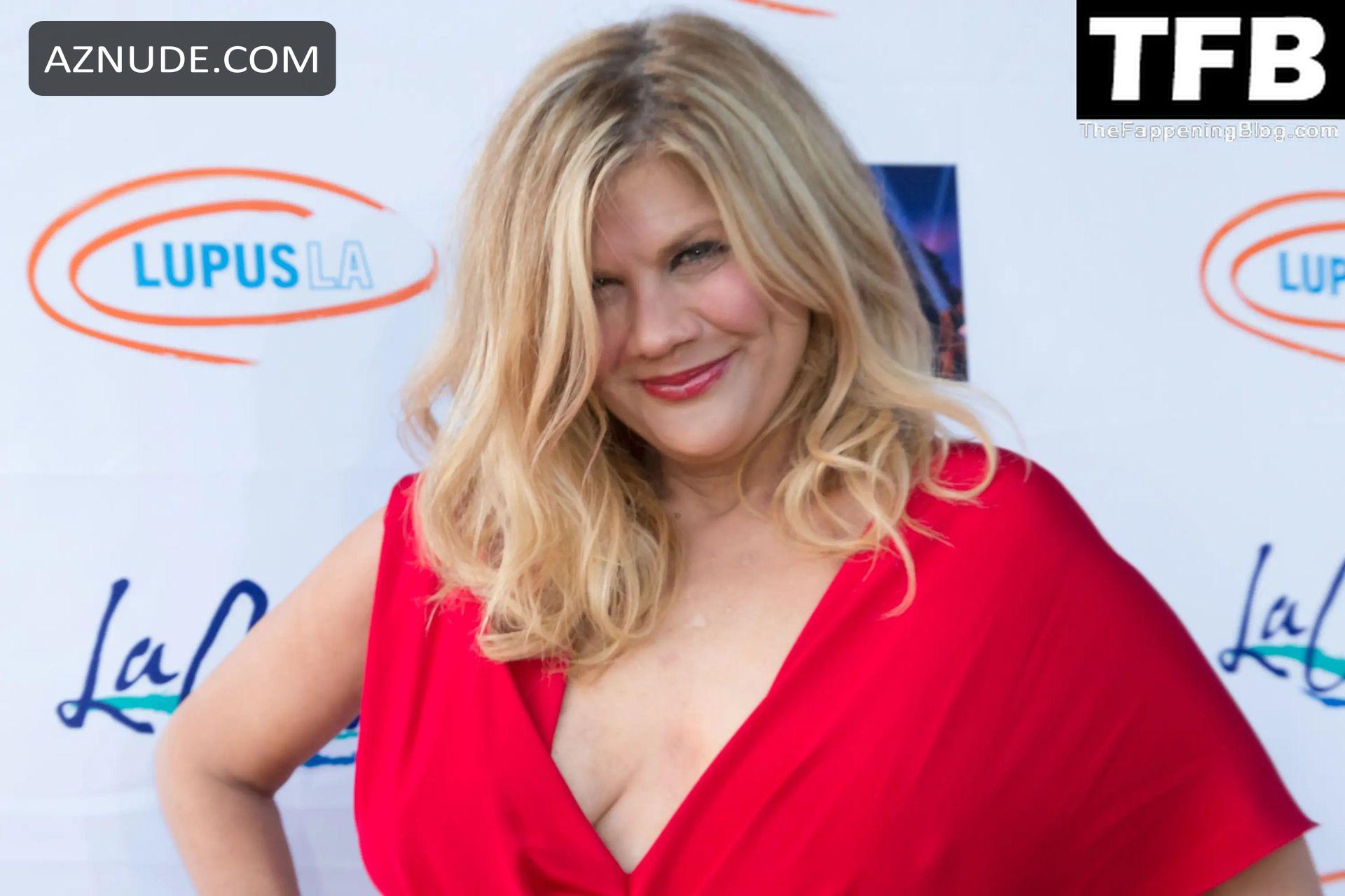 ashley woodle recommends kristen johnston nude pic