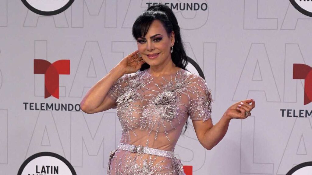 ayuu lay recommends Maribel Guardia Sexy