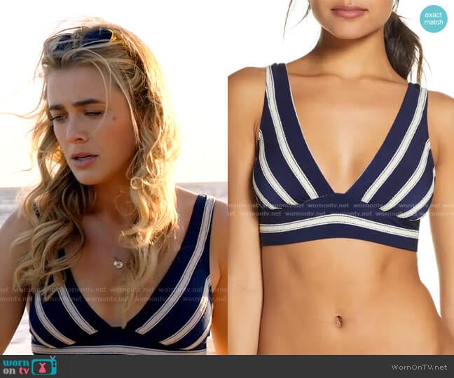 donna marcotte recommends Melissa Roxburgh Bikini