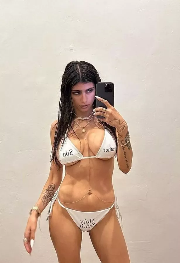 dennis de souza recommends Mia Khalifa Thong