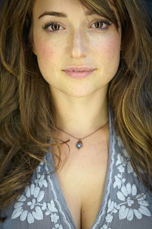 bali ais share milana vayntrub naked photos