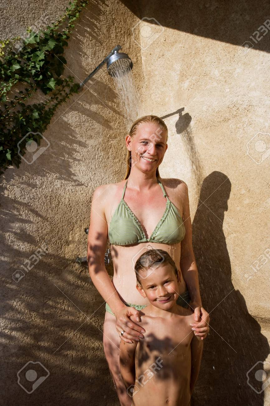 daniel howlett add mom walks in on son in shower photo