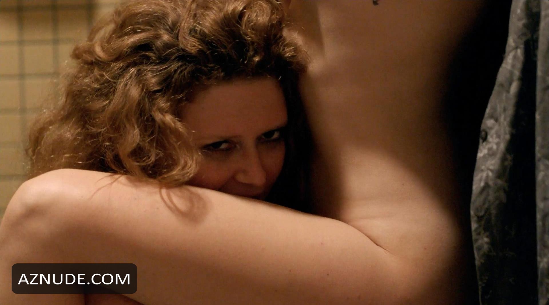 Natasha Lyonne Topless knull docka