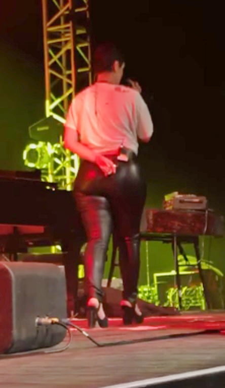 Best of Nelly furtado butt