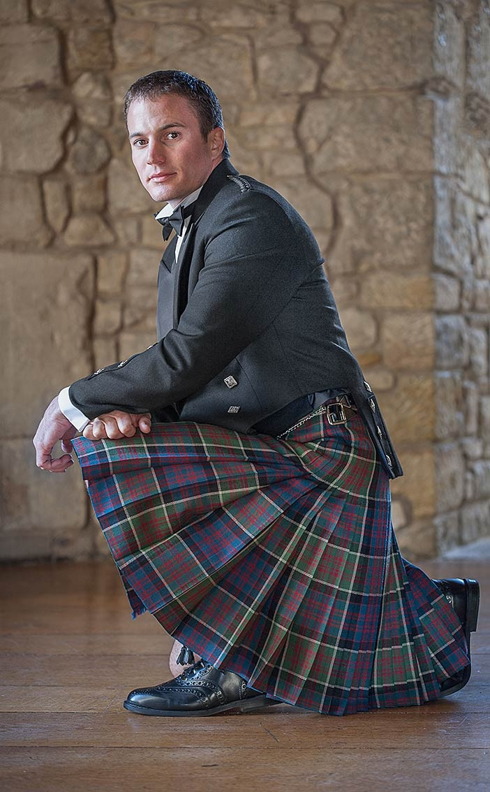 anna tobler add nude men in kilts photo