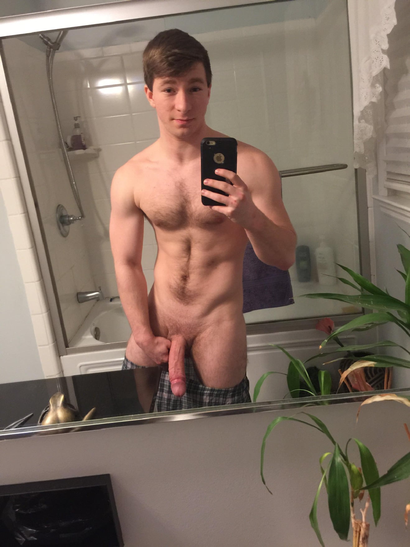 chris hartly recommends nude muscle dudes pic