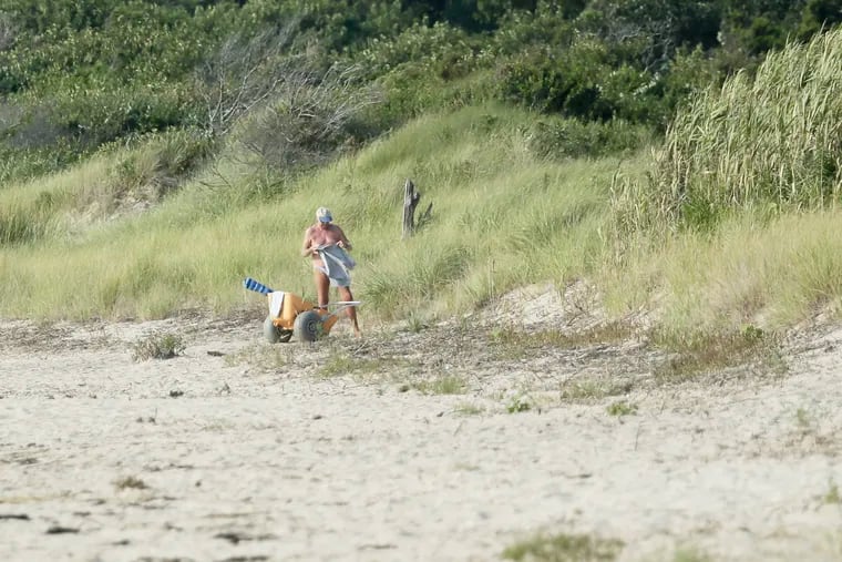 al jeffers recommends Nudists Walking