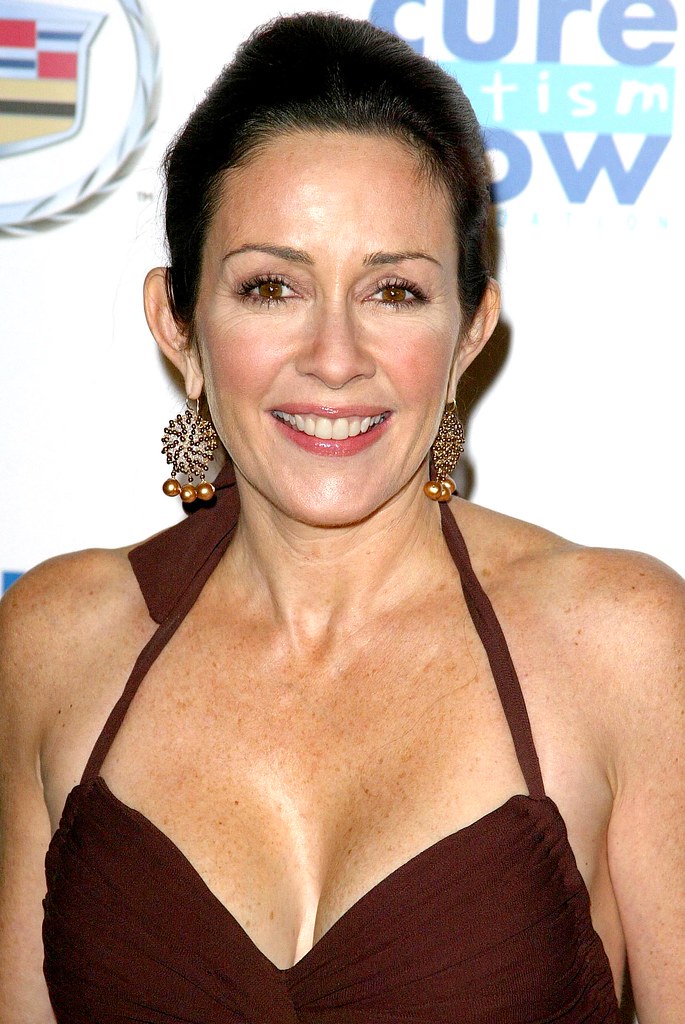 Patricia Heaton Measurements white threesome