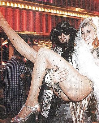 belkis castillo recommends sherri moon zombie nude pic