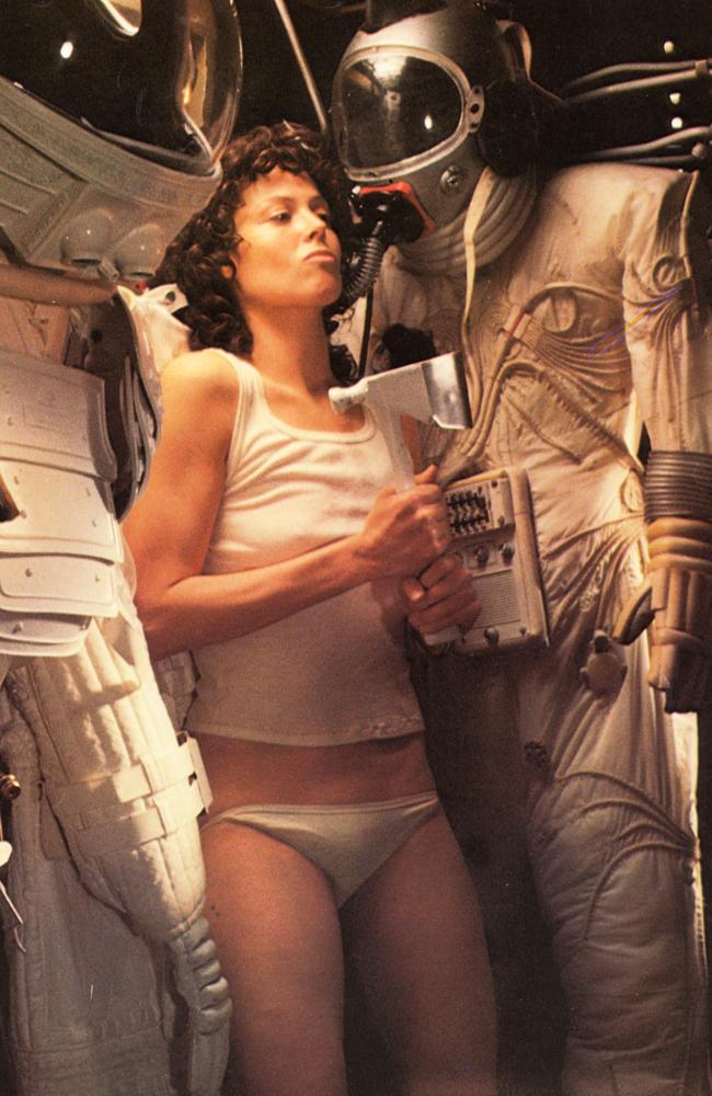 aisa misawa recommends sigourney weaver bush pic