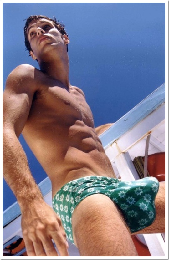 speedo bulge porn