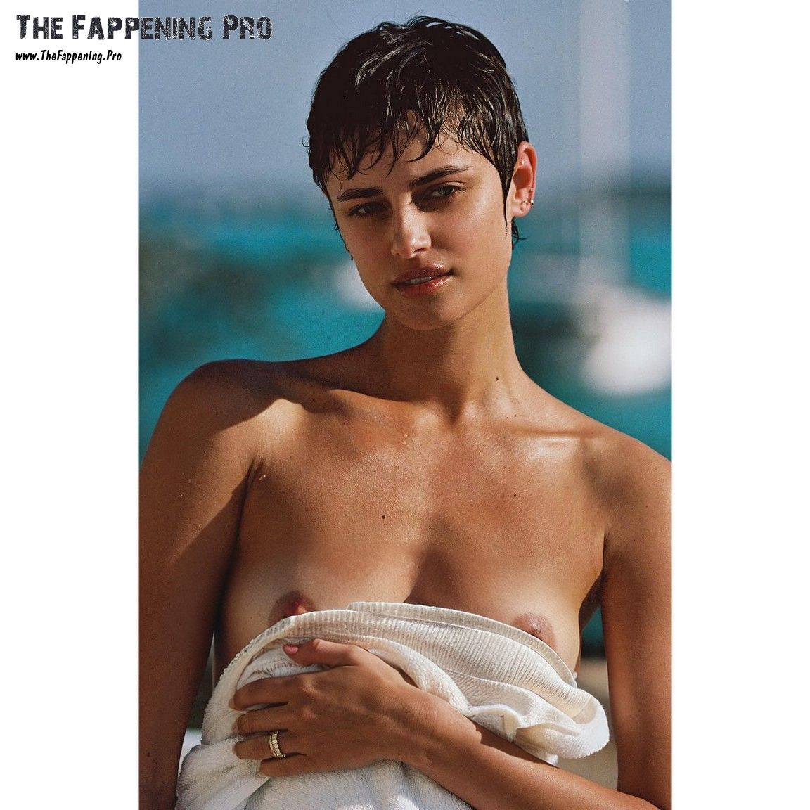 corey norphlet recommends Taylor Hill Nude