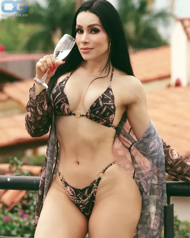 anne mazur recommends Yuliett Torres Onlyfans